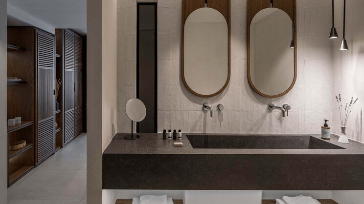 Sea Front Family Room